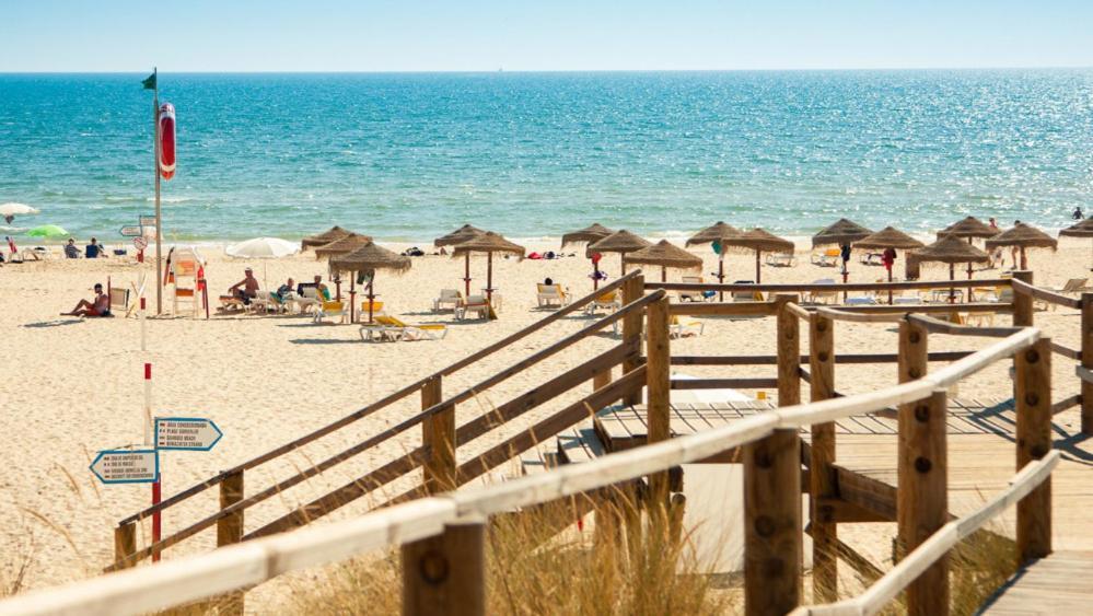 Apartamento Vista Mar Algarve Monte Gordo Dış mekan fotoğraf